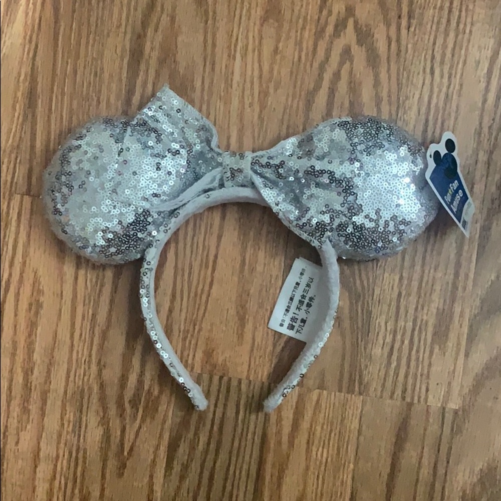 Brand new Disney silver ears